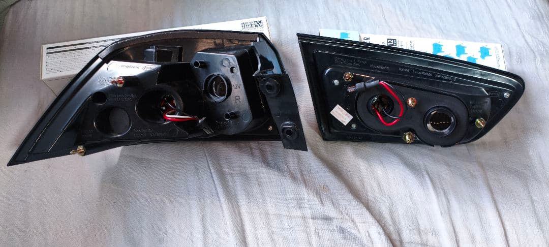 ランサーエボリューションX LEDテールライト 赤 スモークレンズ