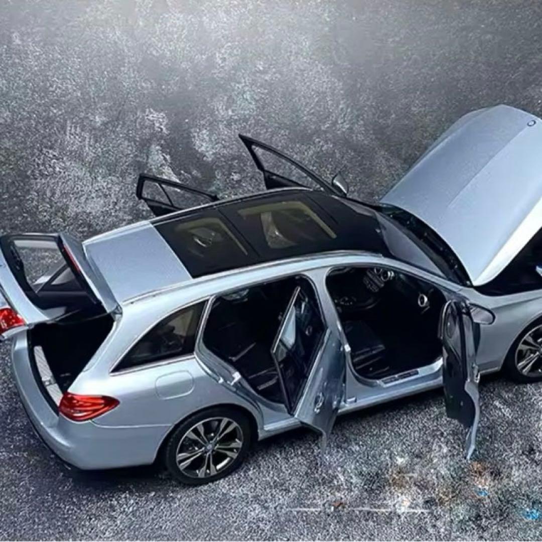 NOREV C-Klasse 1/18スケールモデルミニカー