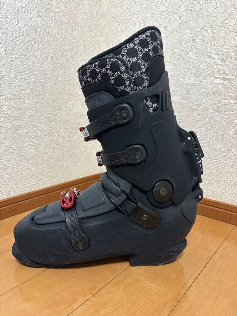 DEELUXE TRACK325 ディーラックス 29.0cm