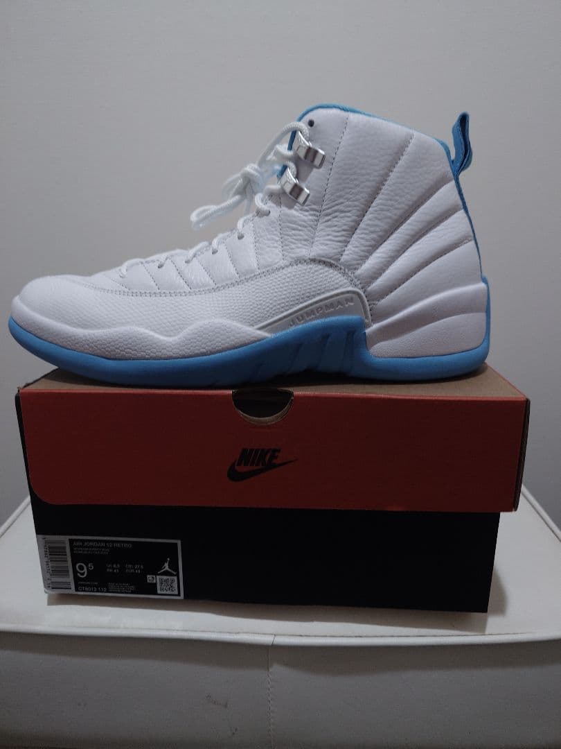 ナイキ　エアジョーダン12 Retro \