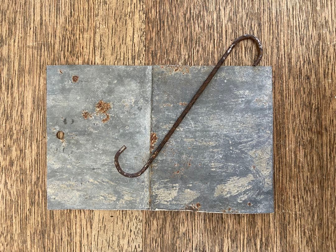 ブリキ　錆び　ディスプレイ　古道具