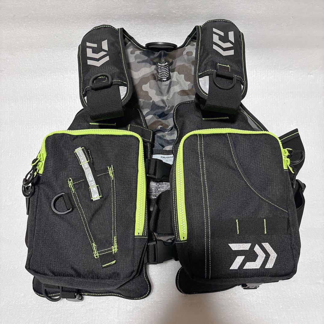 ダイワ ライトフロート ゲームベスト DF-6406