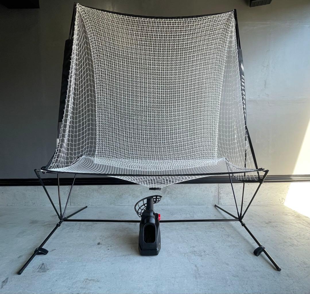 バッティングネットとボール投げ機のセット　FIELD FORCE