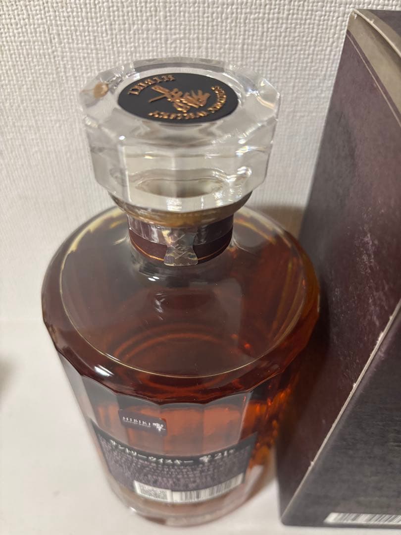 未開封新品 サントリー響 21年 ウイスキー 箱付きカートン付き