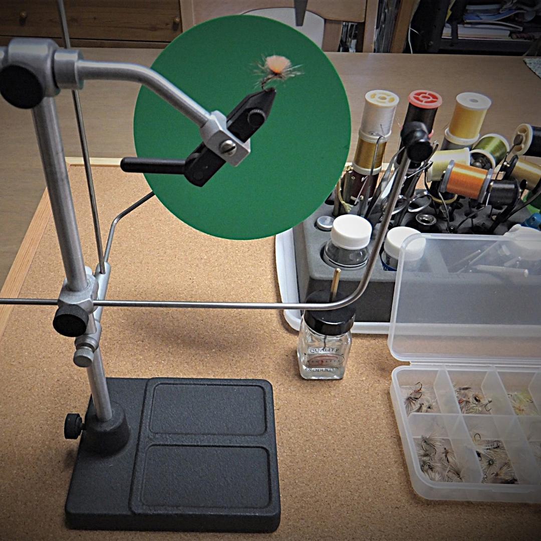 レンゼッティ トラベラーカムバイスぺディスタル＆フライタイイングツール