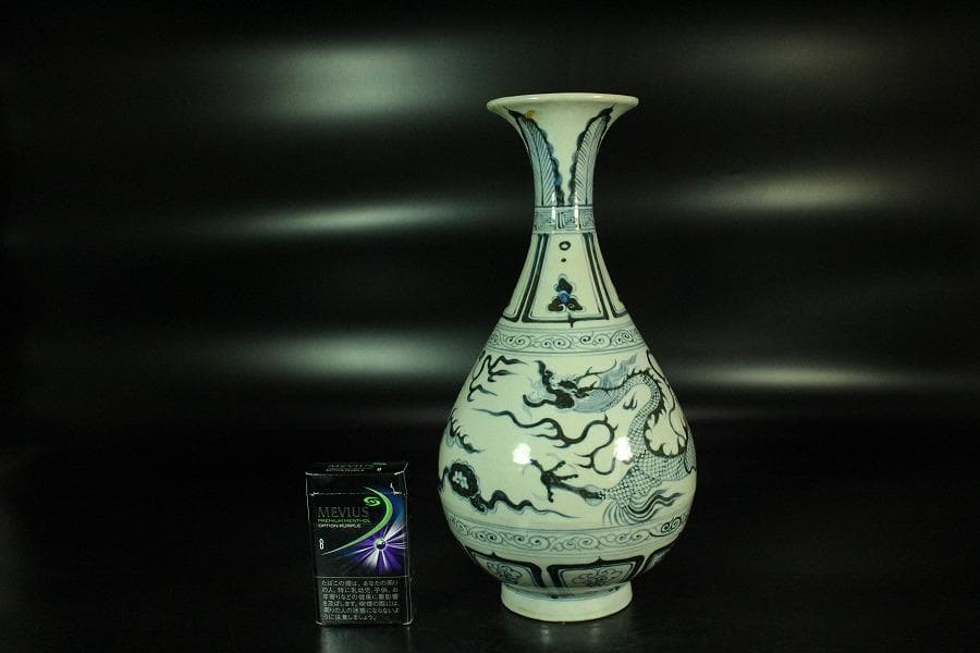 中国美術 青花霊芝雲龍紋 瓶(K-A860)