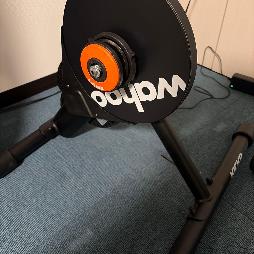 【美品】Wahoo KICKR CORE スマートトレーナー Zwift対応