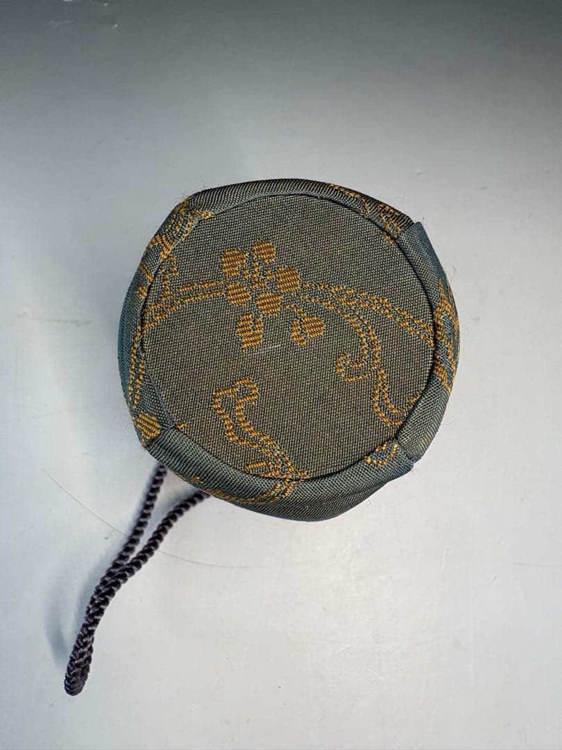 【中古品】山口錠鉄造　黄瀬戸肩衝茶入（共箱）USED〈税込•送料込〉