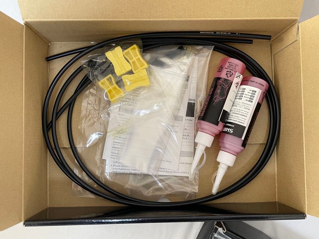 シマノDURA－ACE Di2デュアルコントロールレバー「ST‐R9170」新品