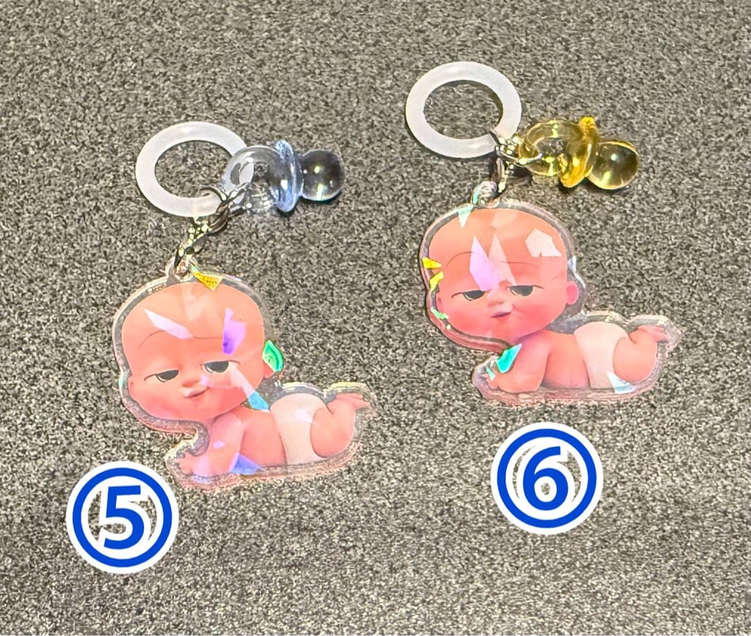 大人気 おしゃぶり キーホルダー めじるしチャーム