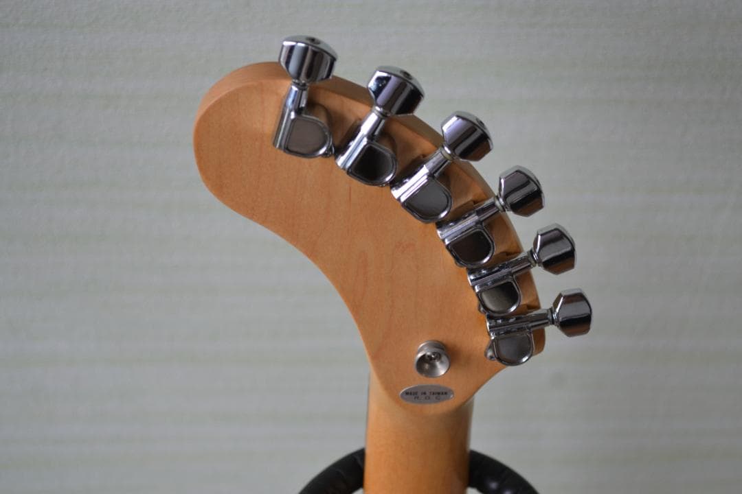 訳ありFERNANDES ZO-3 ブラック