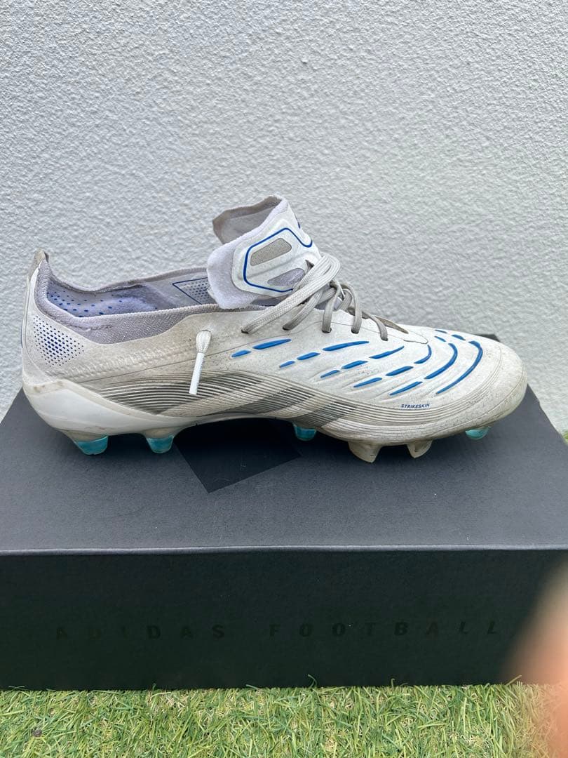 ※2足セット　adidas Predator サッカーシューズ