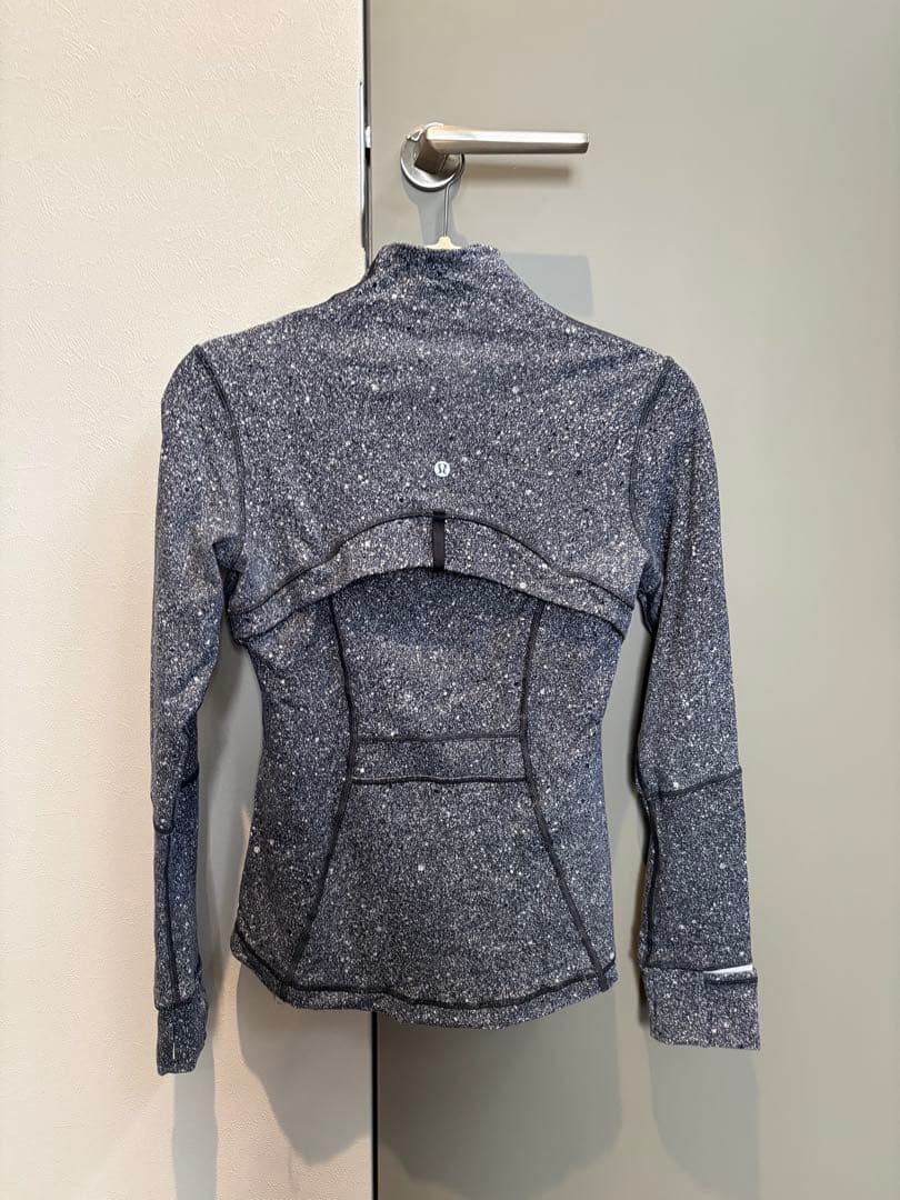 【レア美品】ルルレモン　difine ジャケットサイズ6