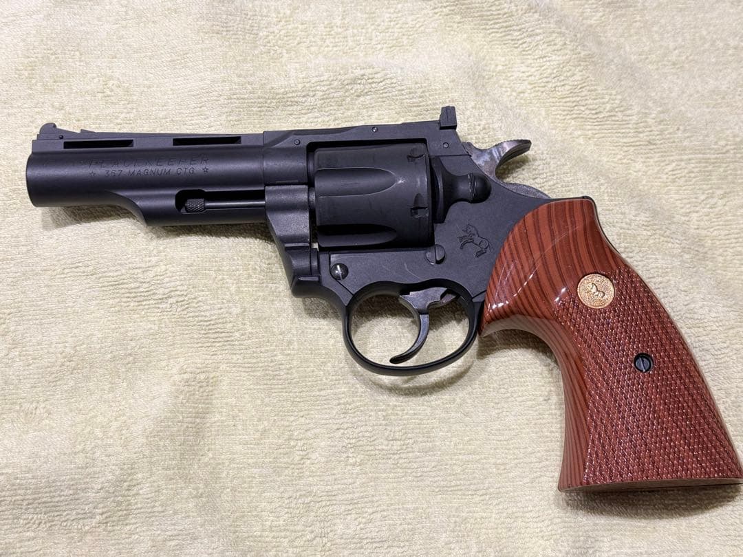 コルト ピースキーパー .357 マグナム モデルガン
