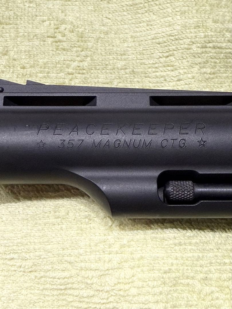 コルト ピースキーパー .357 マグナム モデルガン