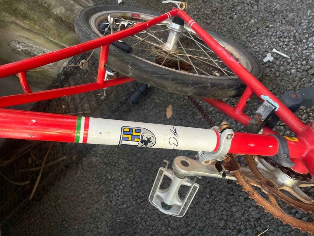 BRUNO 赤 ロードバイク スチールフレーム　パンクしてます
