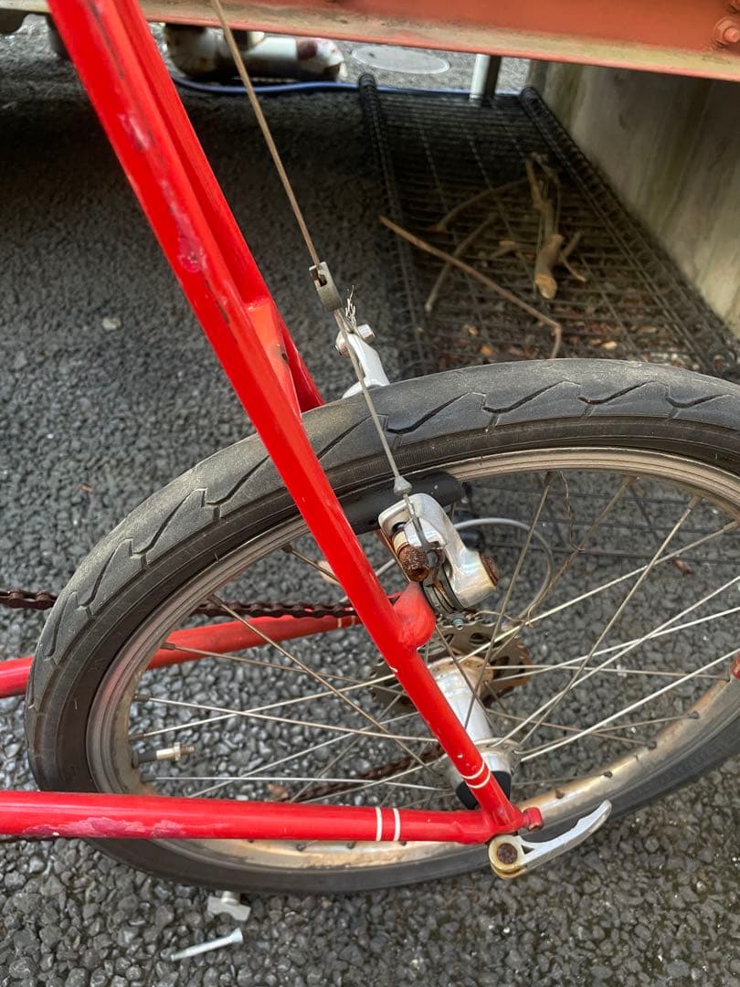 BRUNO 赤 ロードバイク スチールフレーム　パンクしてます