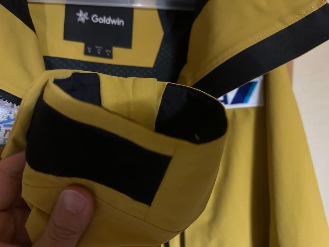 ゴールドウイン　ゴアテックス　2レイヤー　ジャケット