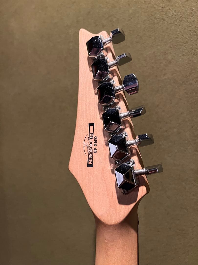 Ibanez エレキギター ブルーメタリックSSHピックアップ