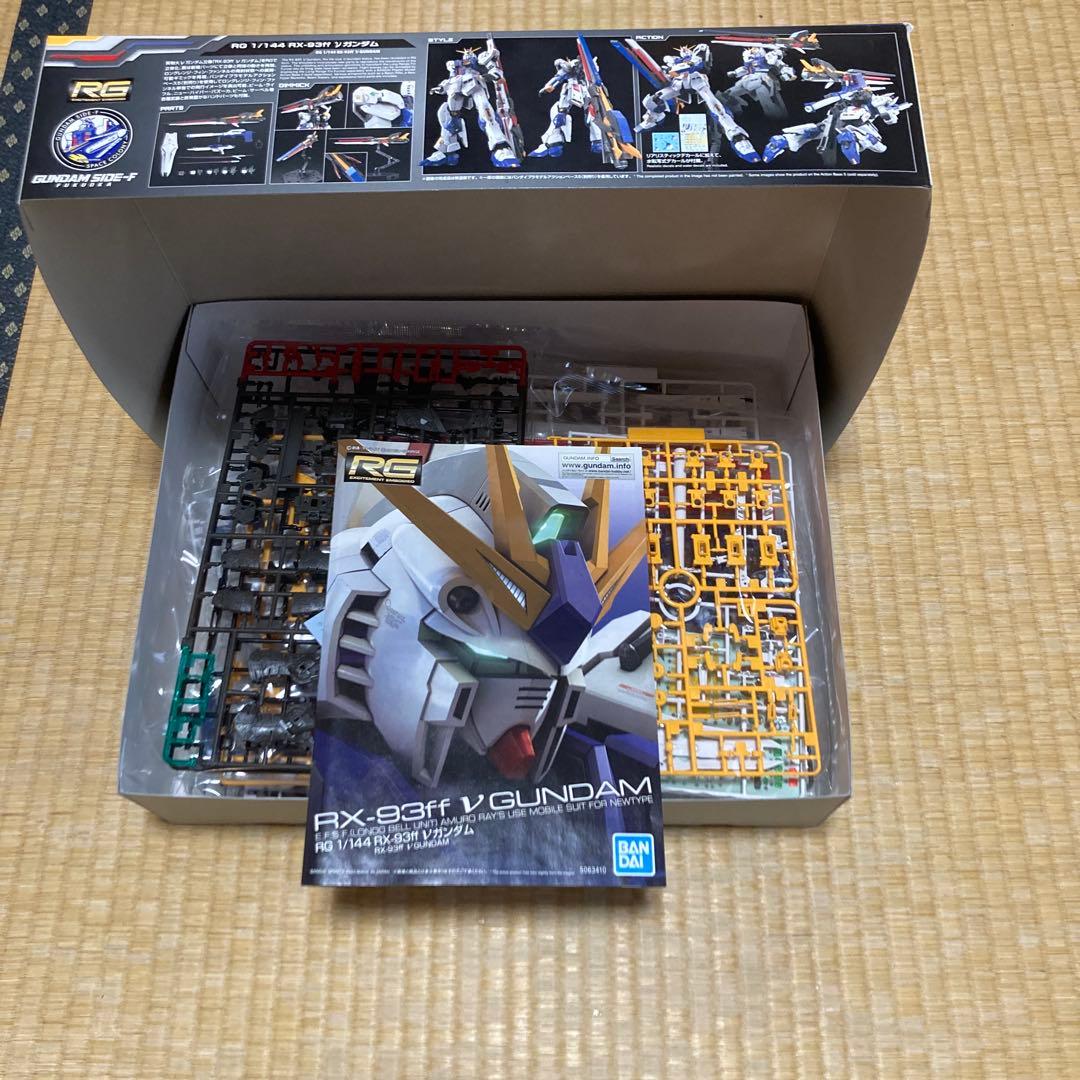 RG MSN-04FF サザビー & RX-93ff Vガンダム セット