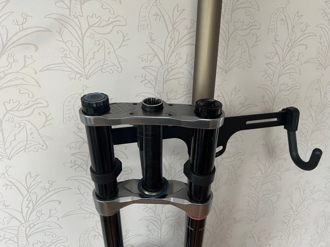 ROCKSHOX BOXXER Select 29インチ180mmストローク