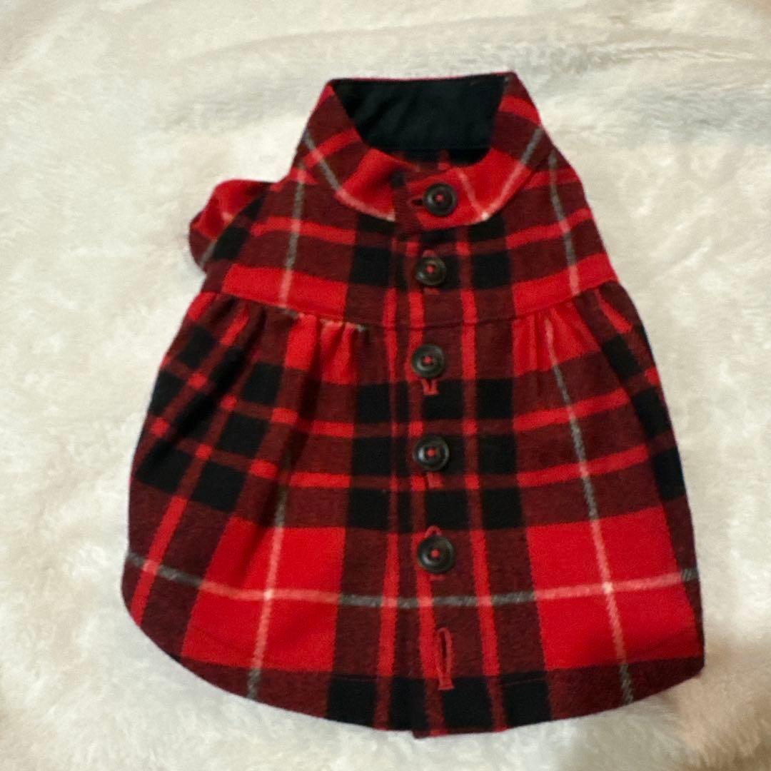 赤と黒のチェック犬服