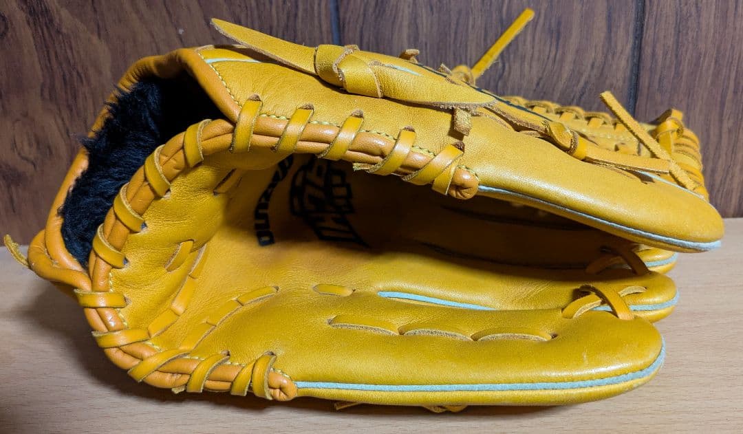 Mizuno イエロー グローブ