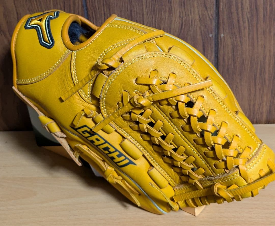 Mizuno イエロー グローブ