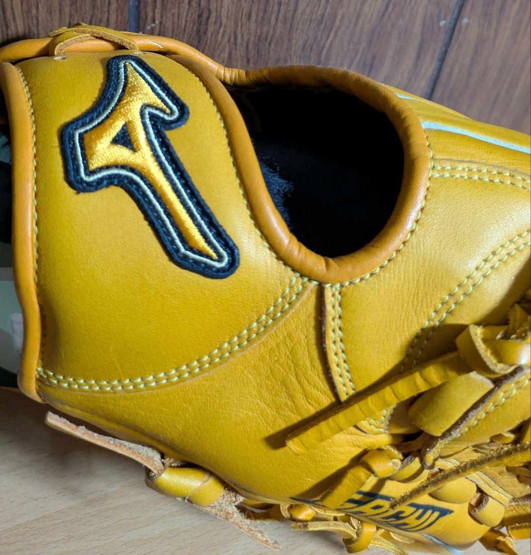 Mizuno イエロー グローブ