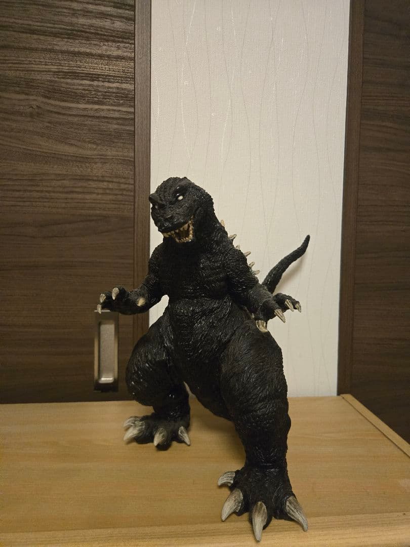 GMKゴジラ（ゴジラ2001）ウエストケンジ塗装済完成品