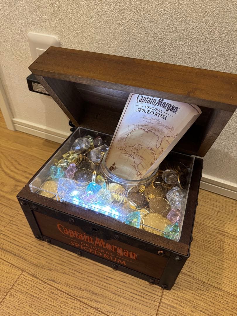 Captain Morgan スパイスラム 宝箱ボトルライト　照明