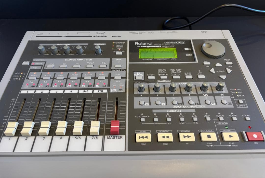 Roland VS-840EX｜動作品・説明書付｜DAW前段機として使えます