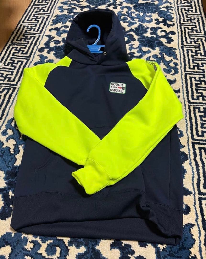 ラフ＆スウェル　ゴルフ　パーカー　イエロー　Ｍサイズ 完売品　新品未使用