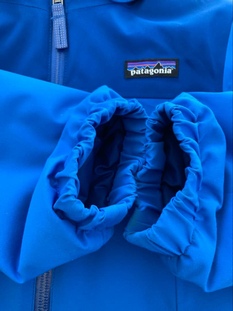 Patagonia キッズ　スノーウェアつなぎ　ジャンプスーツ雪遊びパタゴニア