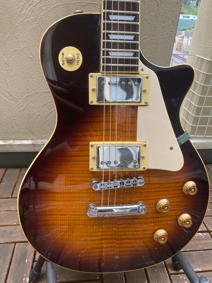 Silvertone(シルバートーン)