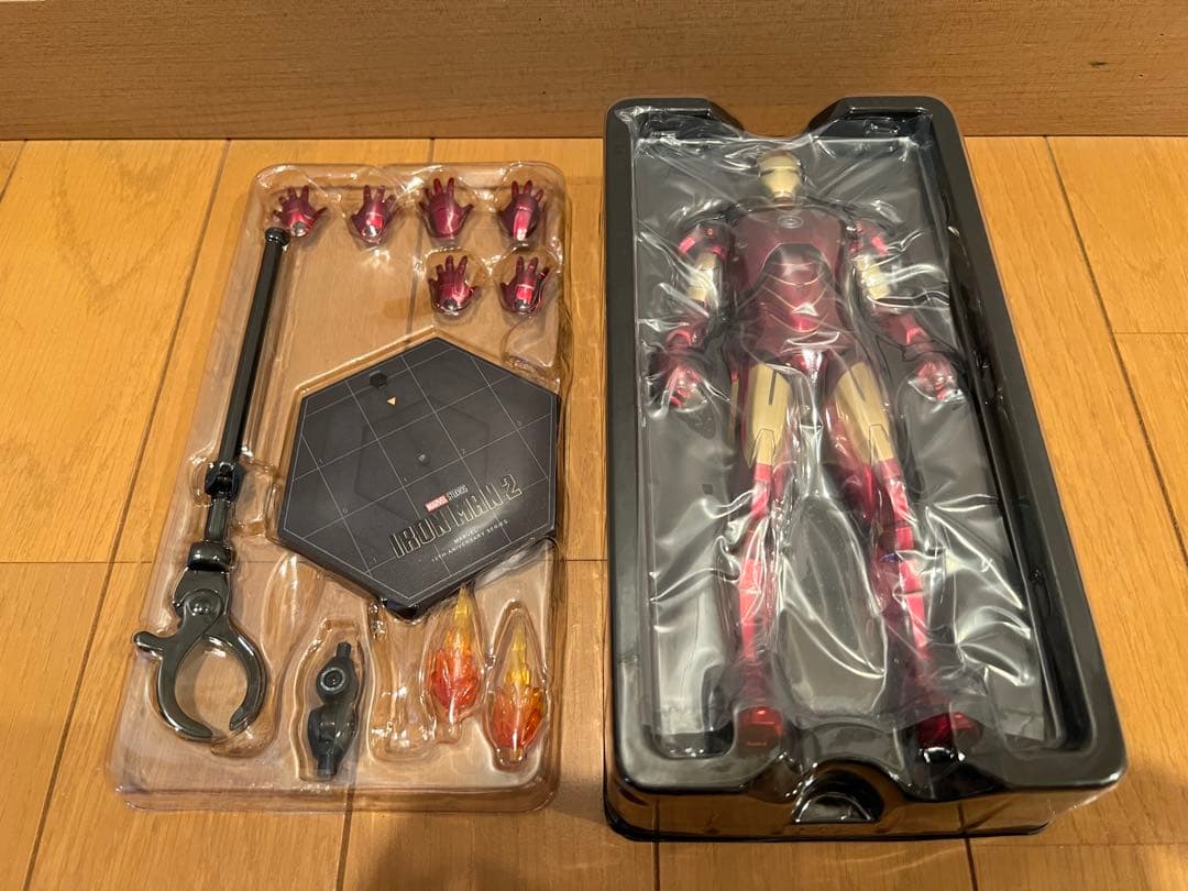 zdtoys アイアンマン マーク4 発光版