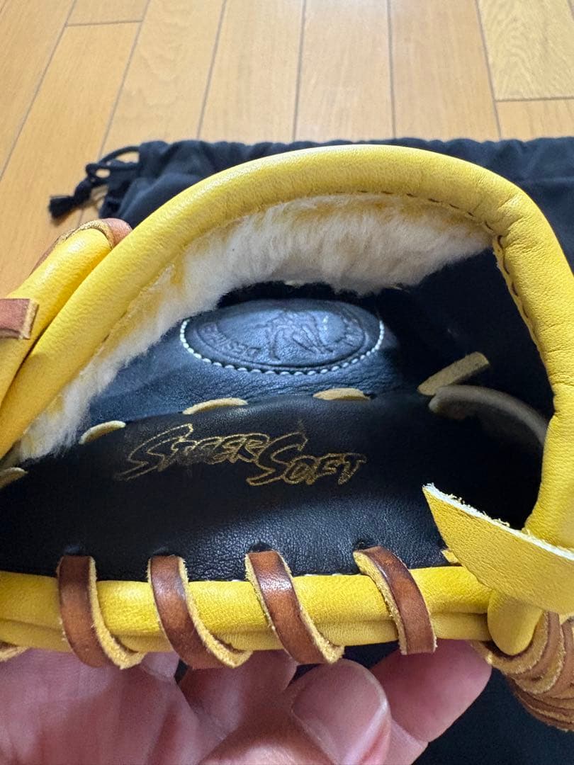 ロベンクス　イエロー レザー 軟式オーダーグローブ 内野用　収納袋付き