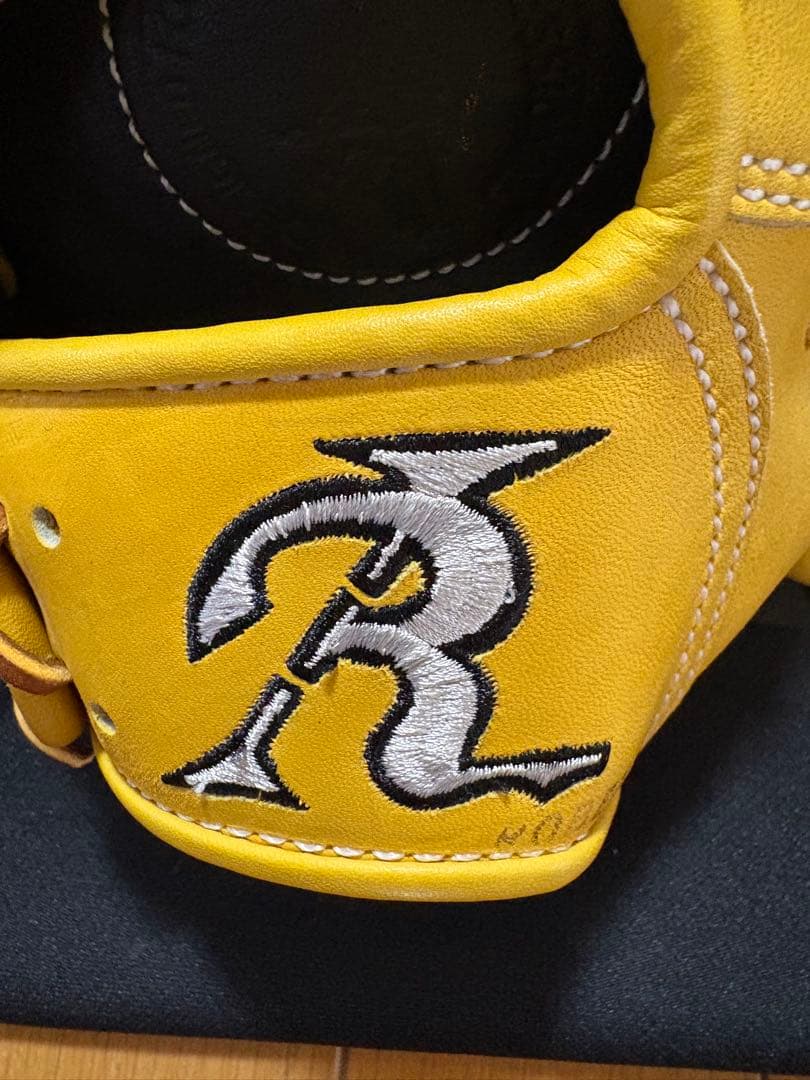 ロベンクス　イエロー レザー 軟式オーダーグローブ 内野用　収納袋付き