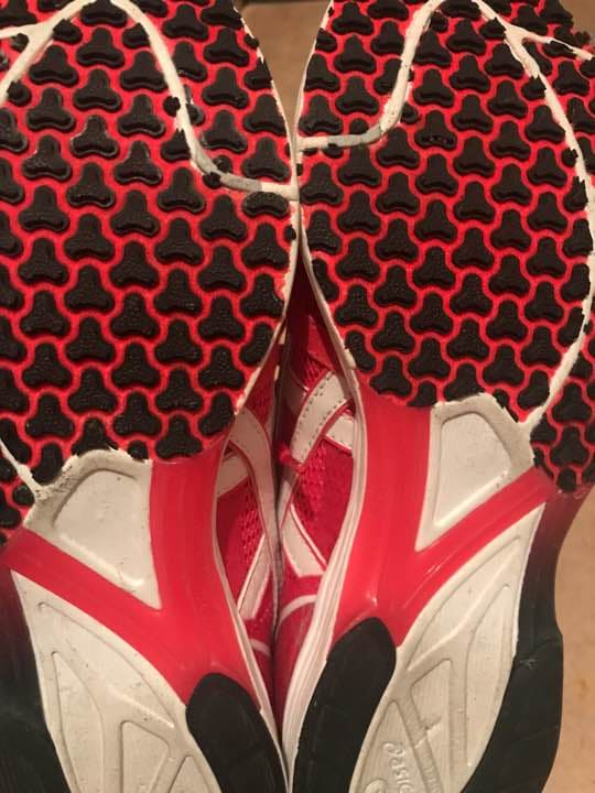 ランニングシューズ 24.0