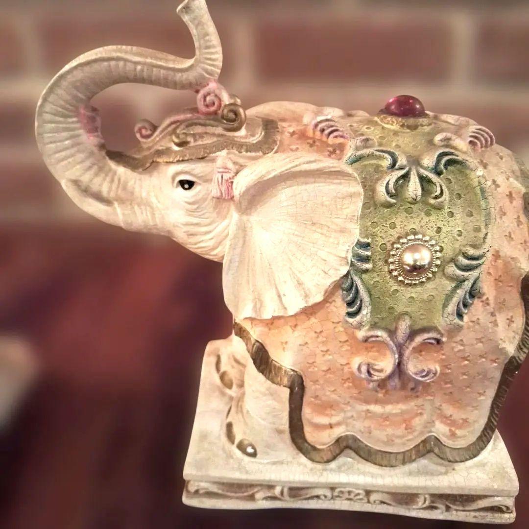 象の置物　2体セット　　陶器　オブジェ　運気上昇　インテリア　ヴィンテージ