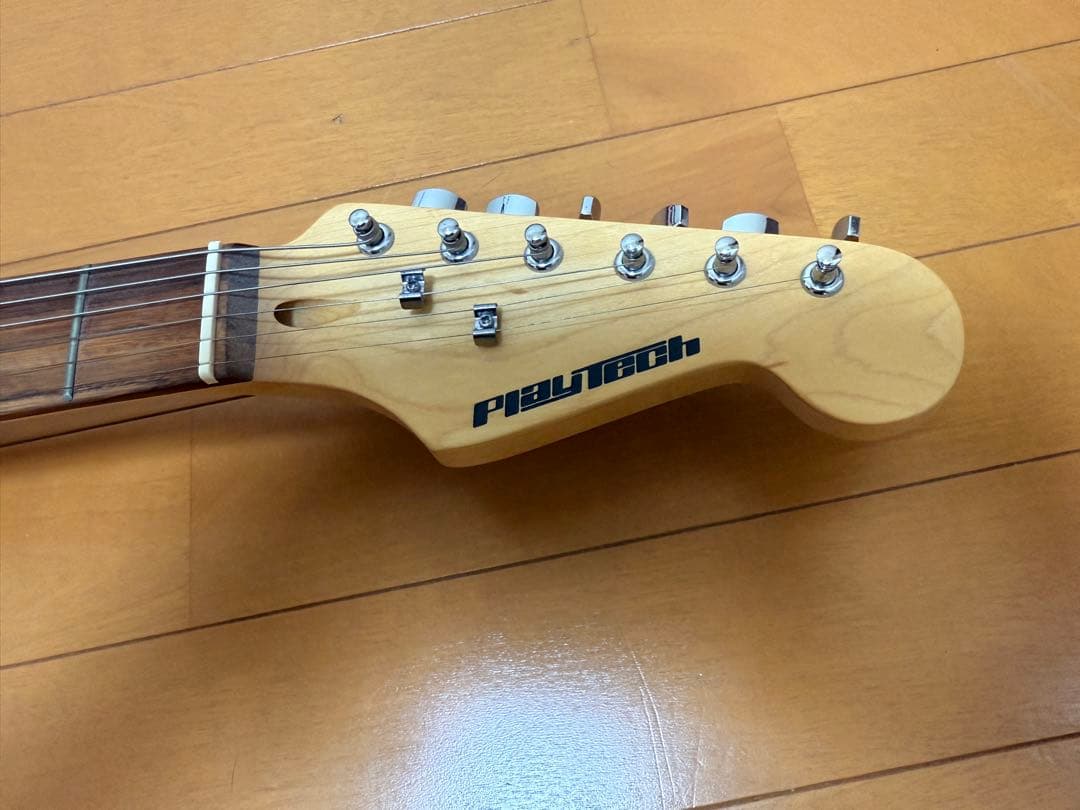 Play Tech プレイテック　エレキギター　ストラップ付きブルー