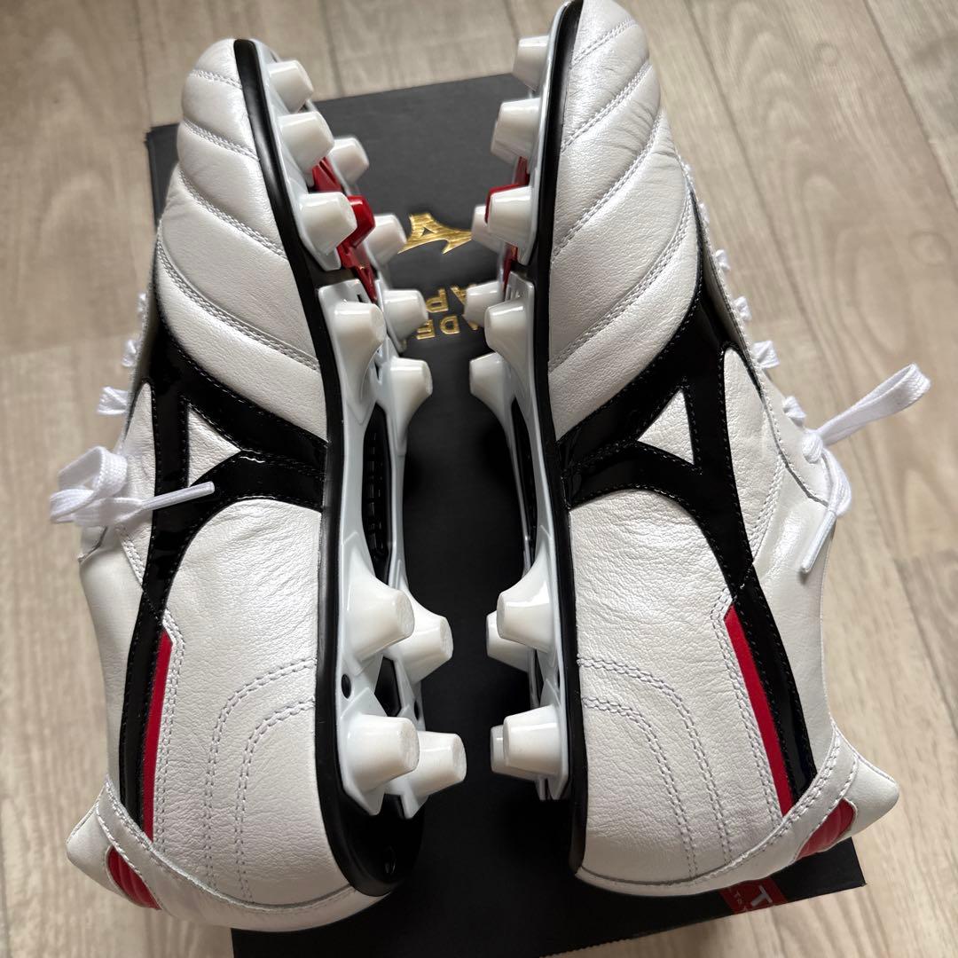 う*ん様 サッカースパイク 25.5cm モレリア II JAPAN ホワイト