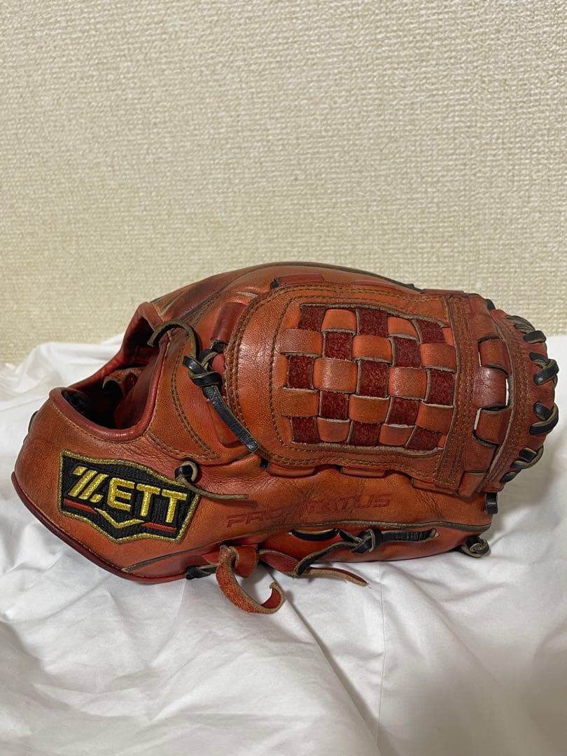 ZETTプロステイタス 硬式グローブ 鈴木刻印