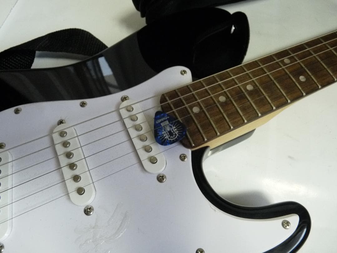 フェンダー Squier mini ブラック ギターケース付き