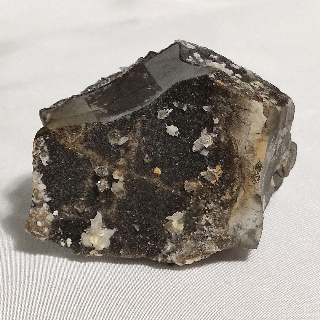 パワーストーン　天然石　原石　ミラボーダイアモンドクォーツ　133g　No641