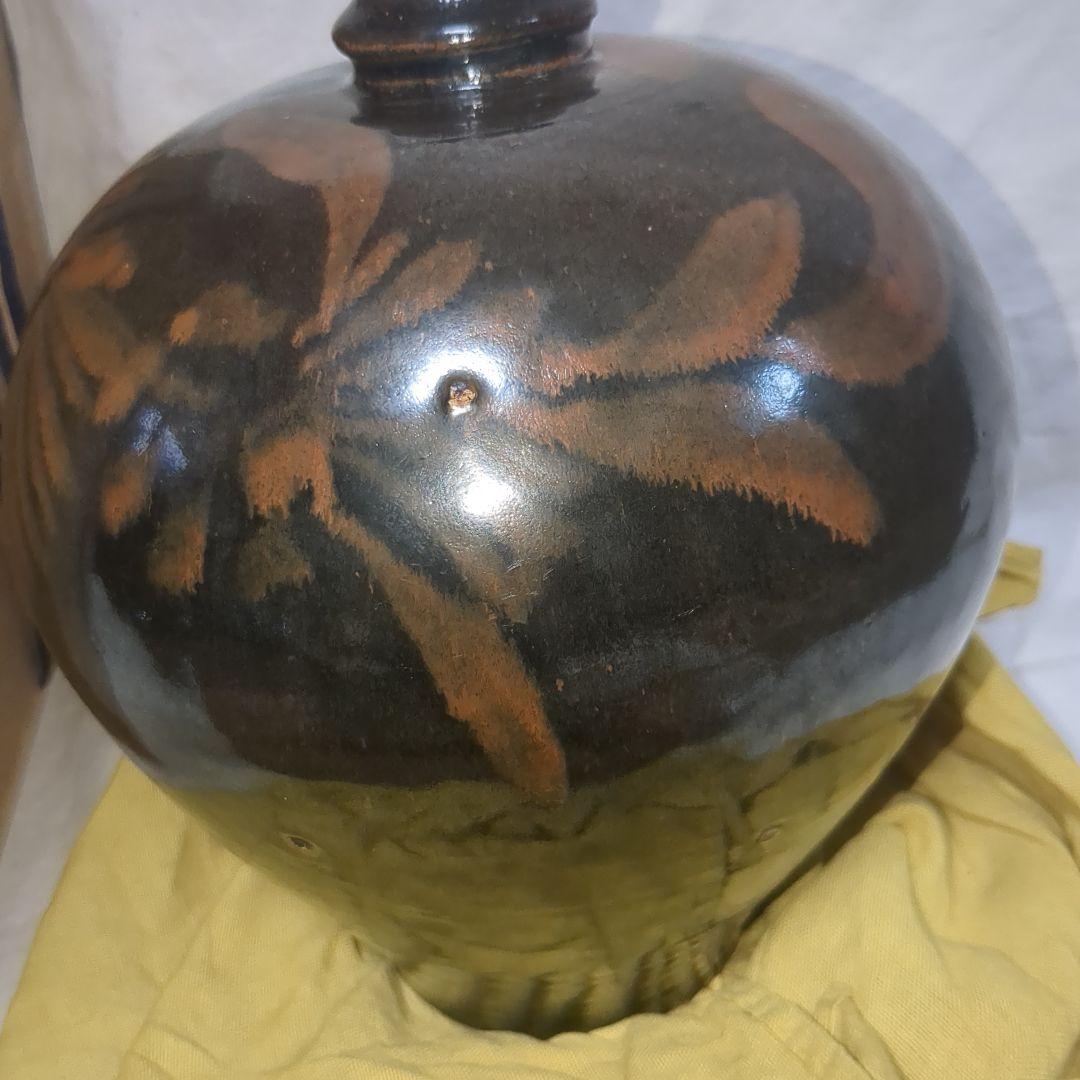 詳細不明　専用木箱付き　花瓶　高さ26cm 陶磁器