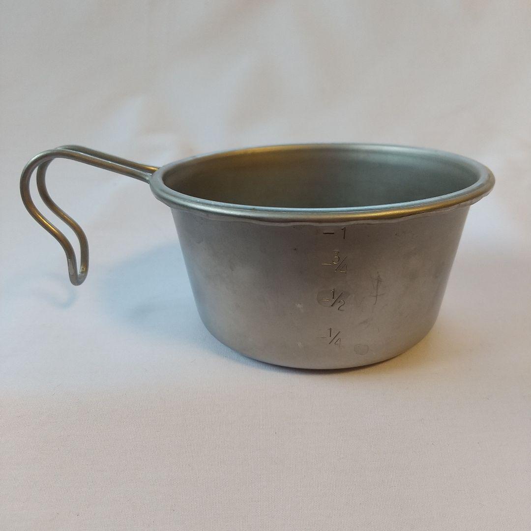 希少品 ロッキーカップ 1/2パイント（約236ml）R刻印