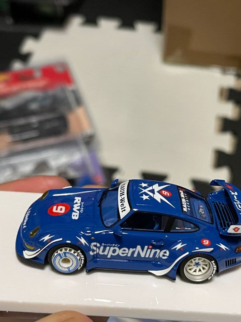 RWB SuperNine ミニカー 1/64