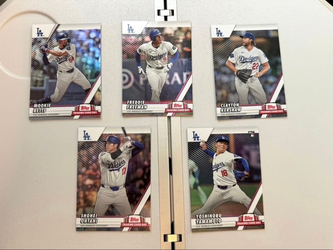 【未開封】topps ドジャース（大谷翔平、山本由伸など）