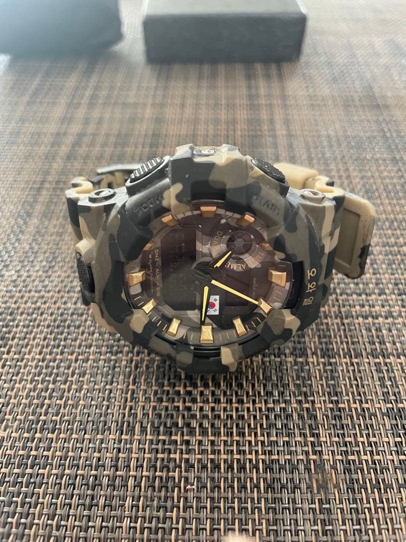 みそきん　辛みそラーメン カップ麺&みそキン飯食べ比べセット、おまけ腕時計付